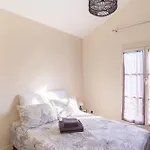 Cosy Centre